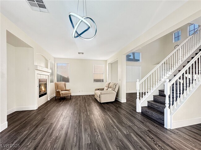 Foto del edificio - 9641 Windborne Ave