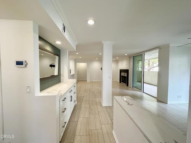 Building Photo - 2153 Martinique Ln