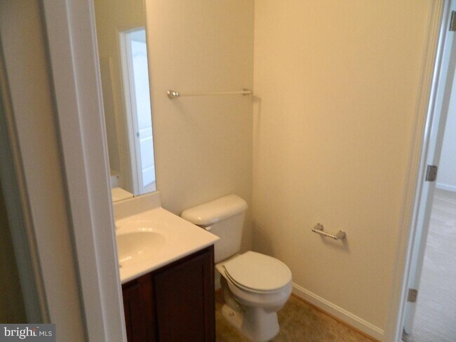 Foto del edificio - 23540 F D R Blvd