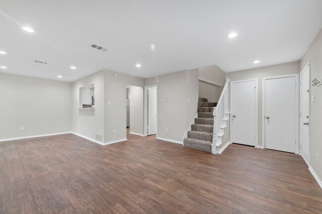 Foto del edificio - 13314 Goodland Pl