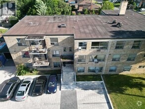 Building Photo - 1079-1079 Lawrence Ave W