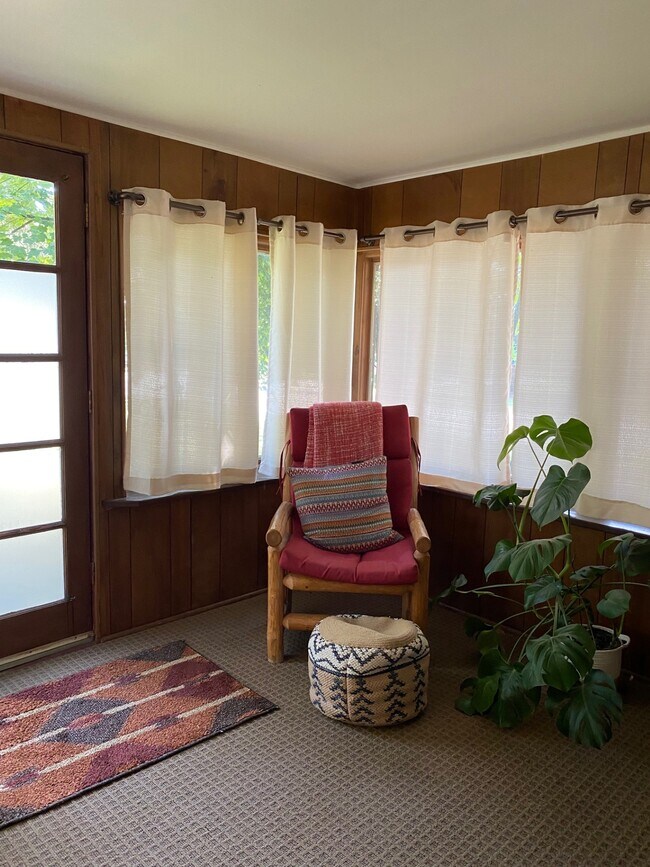 Foto del edificio - 304 Dakota Ave