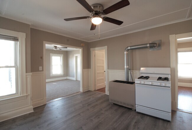 Foto del edificio - 305 Bartlett St