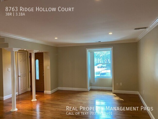 Building Photo - 8763 Ridge Hollow Ct