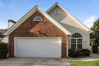 Building Photo - 40 Belltree Cir