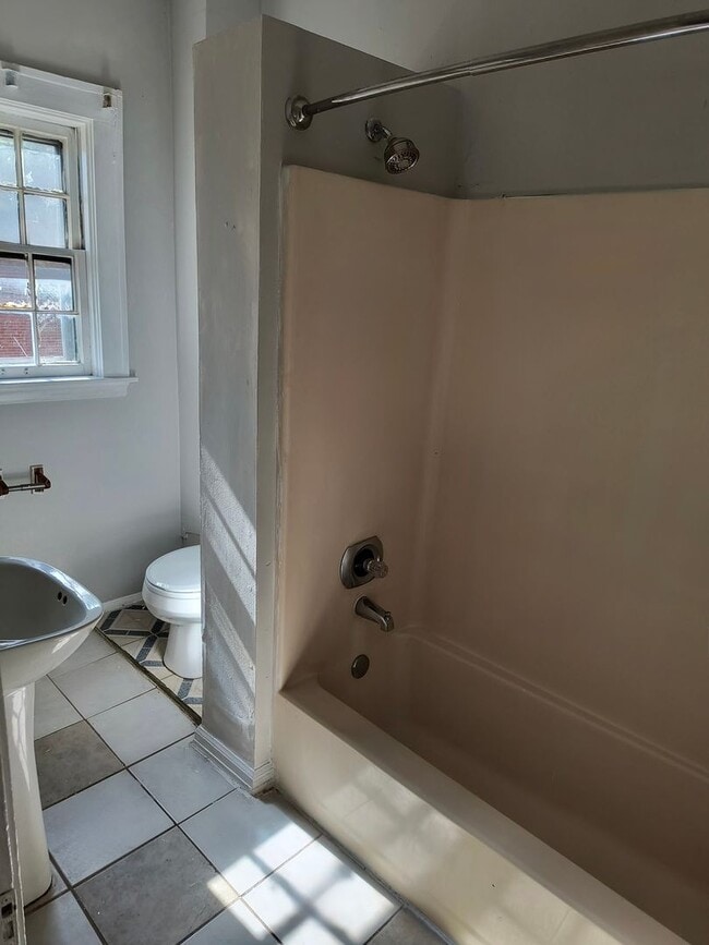 Foto del edificio - 431 N 3rd St