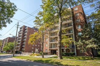 Building Photo - Bristol Place Apartments