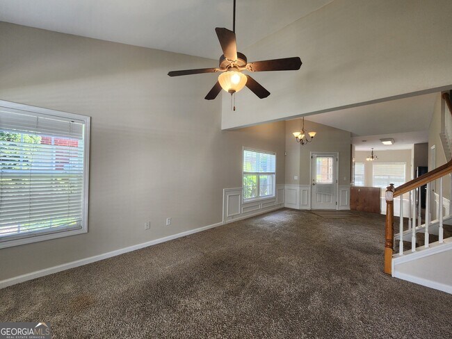 Foto del edificio - 1715 Oak Brook Ln NW