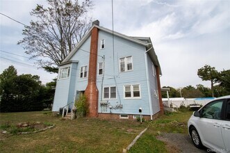 Building Photo - 2799 Grand Ave