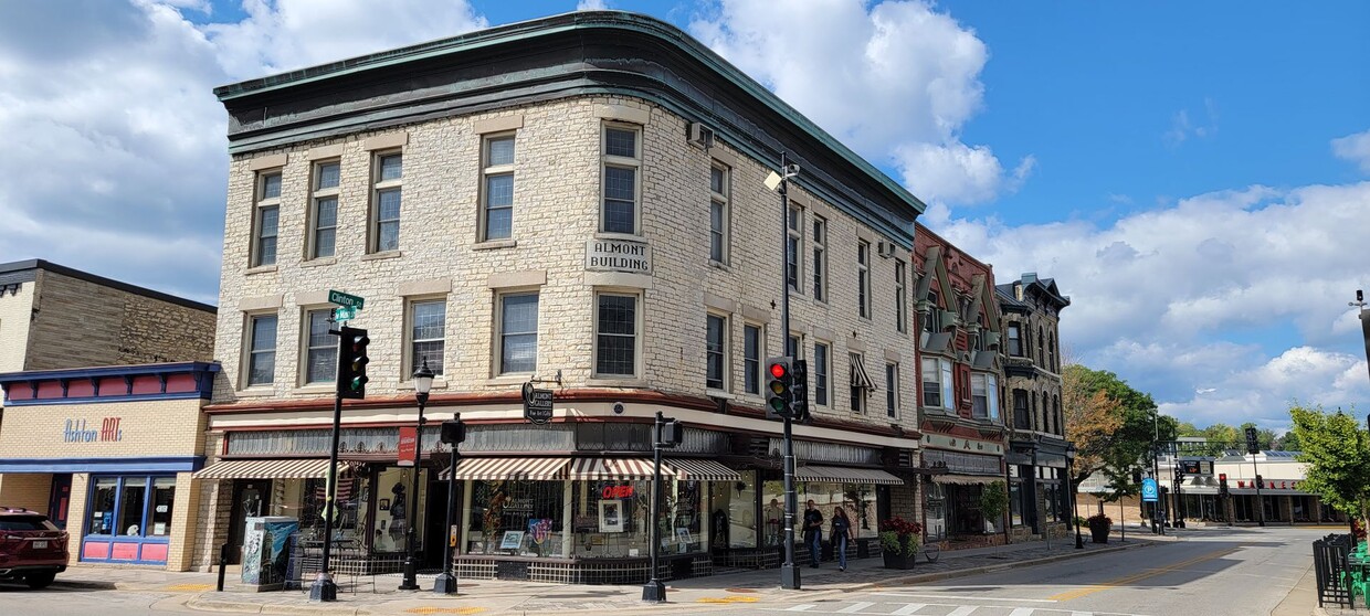 Primary Photo - 342-344 W. Main St