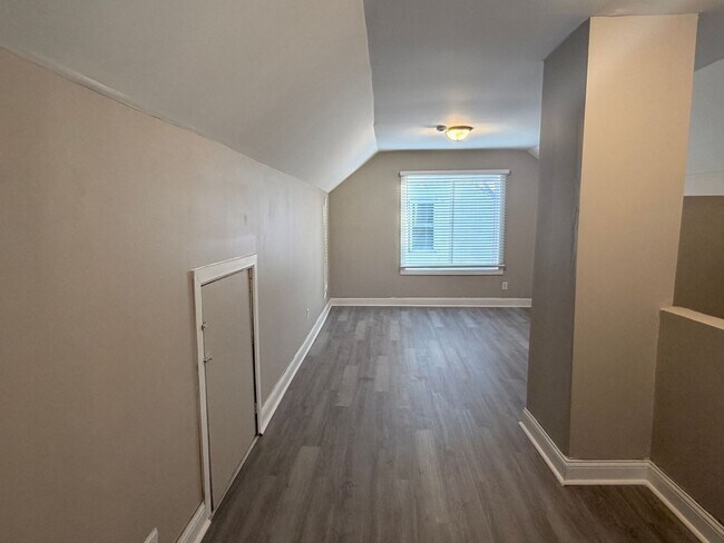 Foto del edificio - Newly remodeled Detroit home now available!