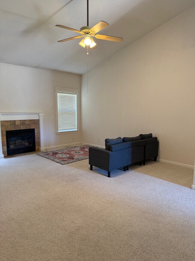 Foto del edificio - 14170 W Guinness Ct