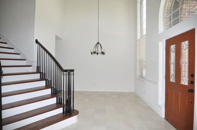 Building Photo - VIEW NOW/COMING SOON- Luxury Addison Home |Dual Fireplaces & 3 Living Areas-3724 Wood shadow Lane...