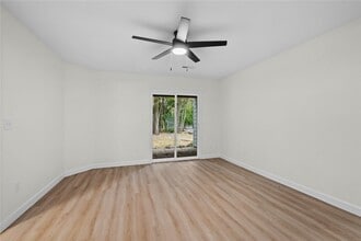 Building Photo - 2066 N Kantz Ln