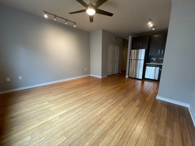 Foto del edificio - 1900 19th St