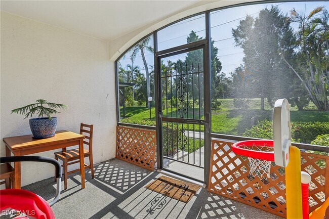 Foto del edificio - 13241 Whitehaven Ln