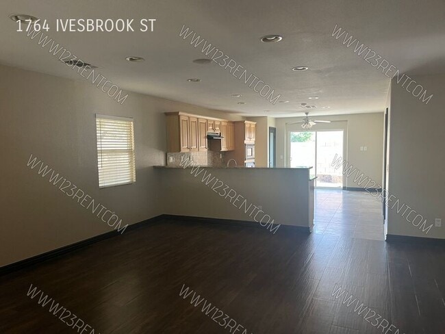 Building Photo - 1764 E Ivesbrook St