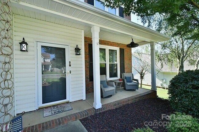 Building Photo - 119 Shining Armor Ct
