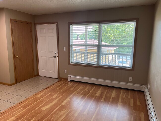 Foto del edificio - 88 Olive Ct