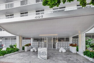 Building Photo - 401 Ocean Dr