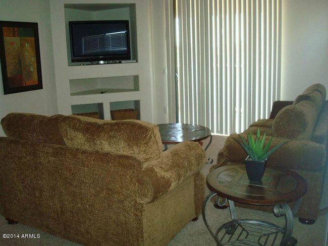 Living Room Queen Creek 705 w queen creek rd chandler, az 85248 rentals - chandler, az Living Room Queen Creek 705 w queen creek rd chandler, az 85248 rentals - chandler, az