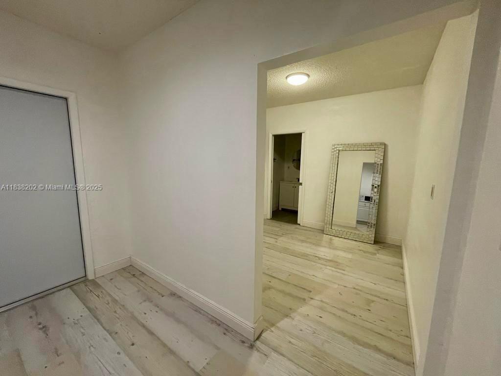 Foto principal - 9966 SW 157th St