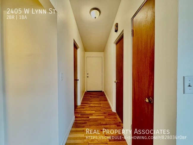 Building Photo - 2405 W Lynn St