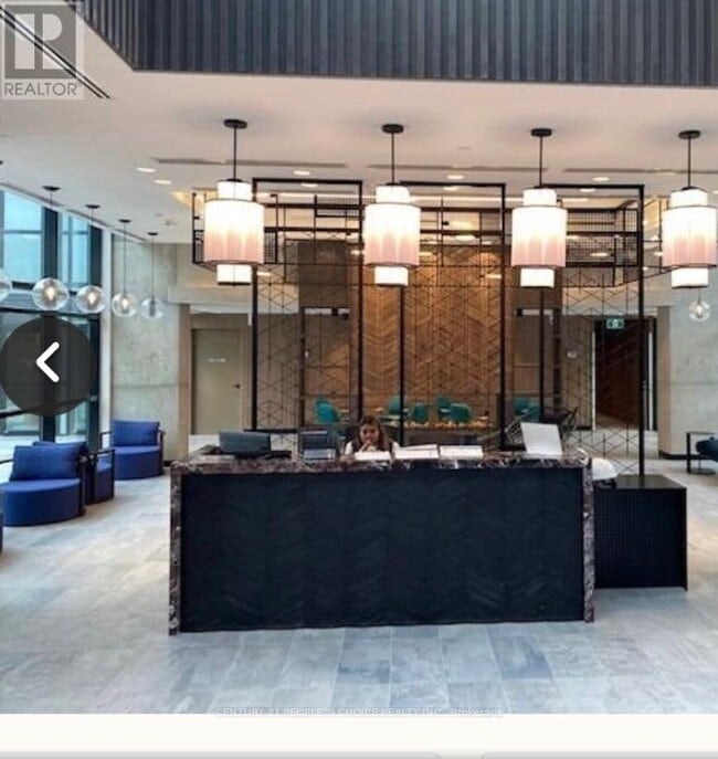 Photo du bâtiment - 251 Manitoba St