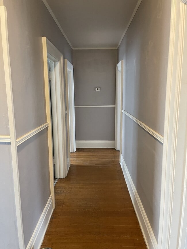 Foto del edificio - 623 Cherry St upstairs