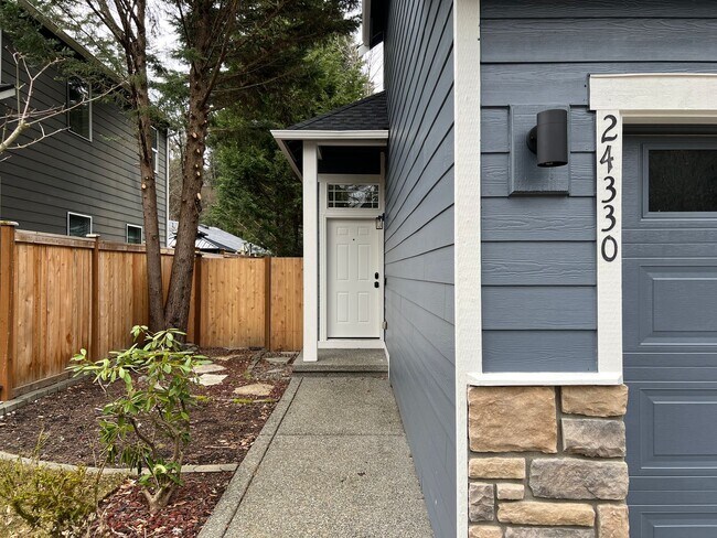 Foto del edificio - 3 Bedroom  2 Bath Home in Desirable Maple Valley