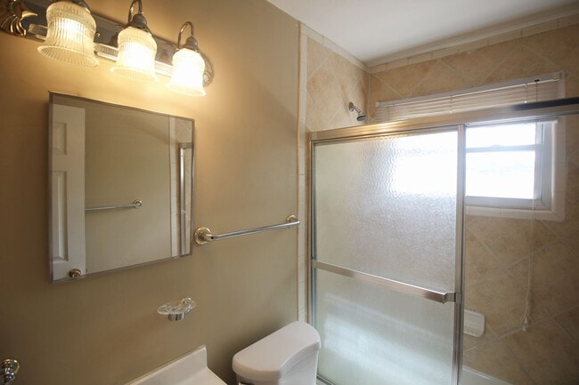 Foto del edificio - 4111 8th St