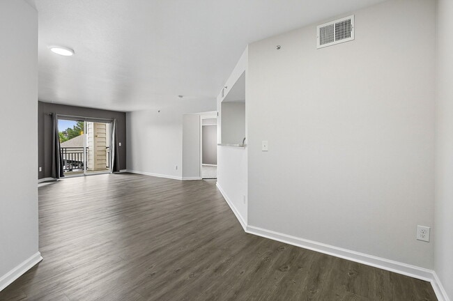 Building Photo - South Oneida Club