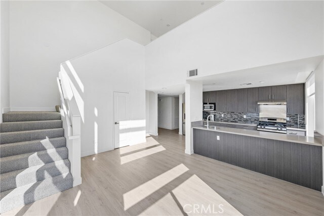 Foto del edificio - 168 S Monterey St