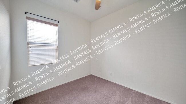 Foto del edificio - 76 N Desert Stream Dr