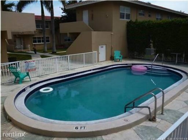 Foto del edificio - 1633 N Treasure Dr