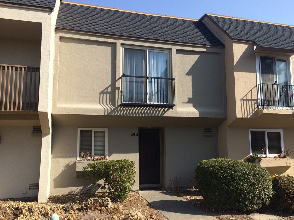 Primary Photo - 3118 El Paseo - 30% Rental Fee