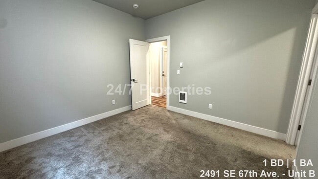 Building Photo - 2025-2491MF
