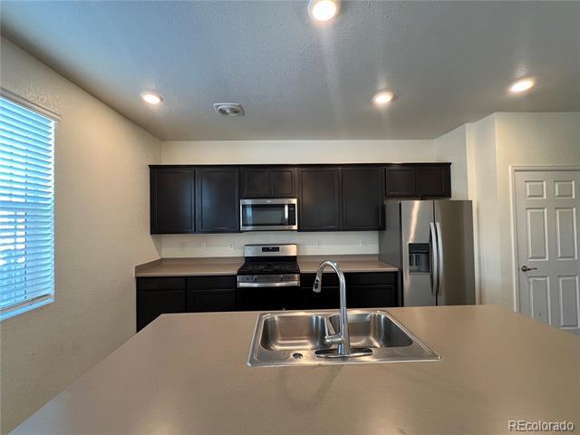 Building Photo - 6040 N Gibralter Ct