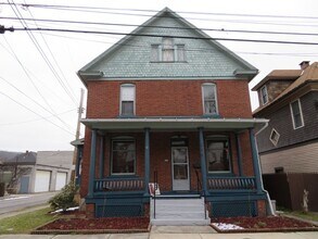 Building Photo - 214 Barron Ave