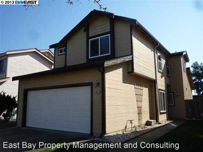 Building Photo - 3 br, 2.5 bath House - 4667 Rousillon Ave.