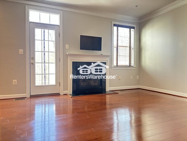 Foto del edificio - 3511 Carriage Walk Ln