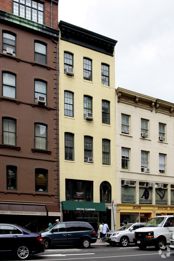 Building Photo - 962 Lexington Ave