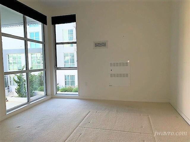 Foto del edificio - 451 Donahue St