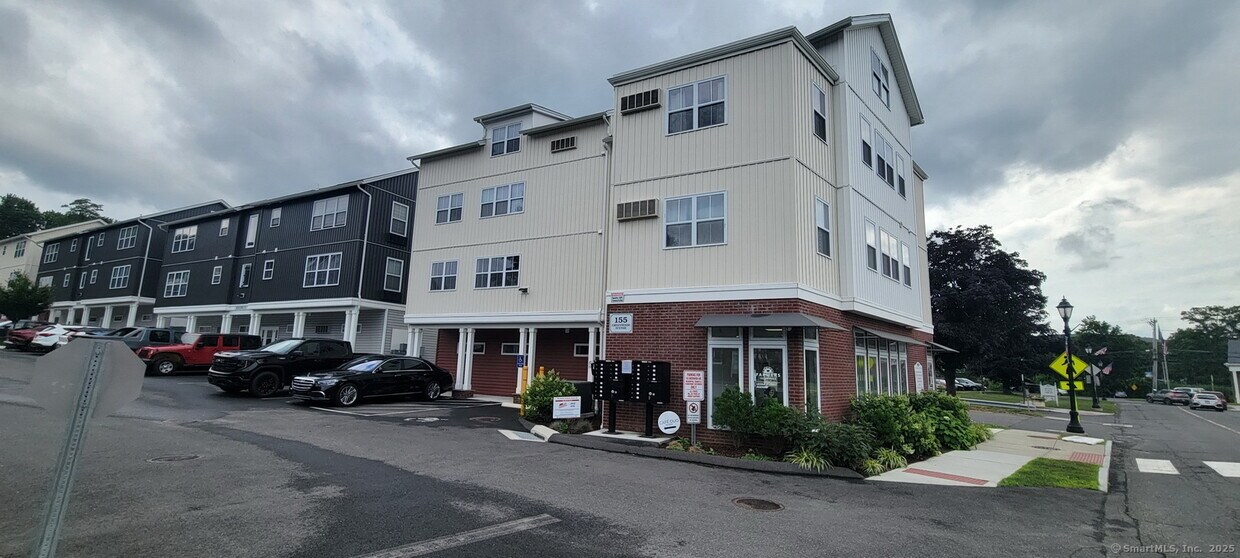 Foto principal - 155 Greenwood Ave