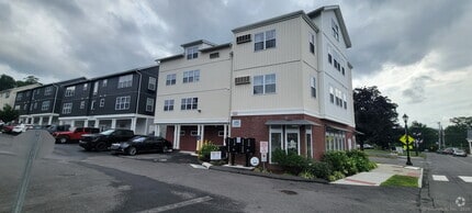 Building Photo - 155 Greenwood Ave