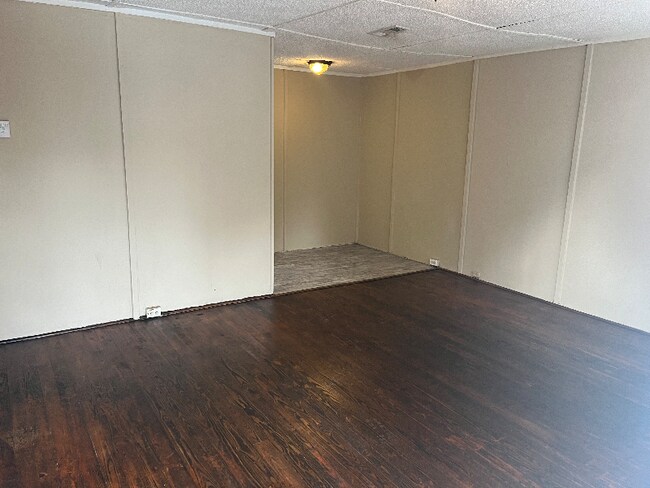 Building Photo - 6708 Jenean St