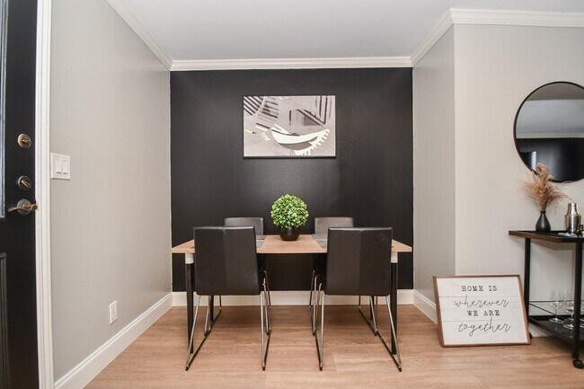 Building Photo - 3525 Sage Rd