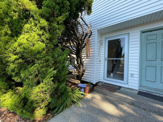 Foto del edificio - 3Ba/1.5Ba Townhome located in a NE Portlan...