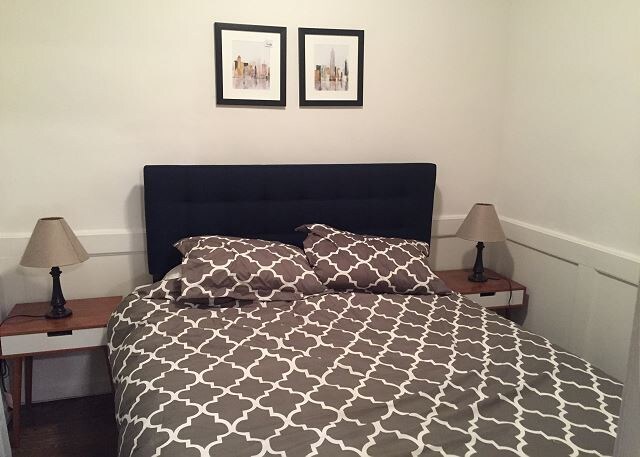 Foto principal - 200 E 78th St