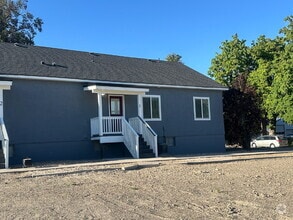 Building Photo - 411 N 7th St